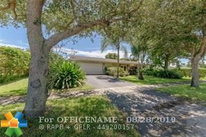 620 Ridgewood Ln  Plantation FL 33317 photo