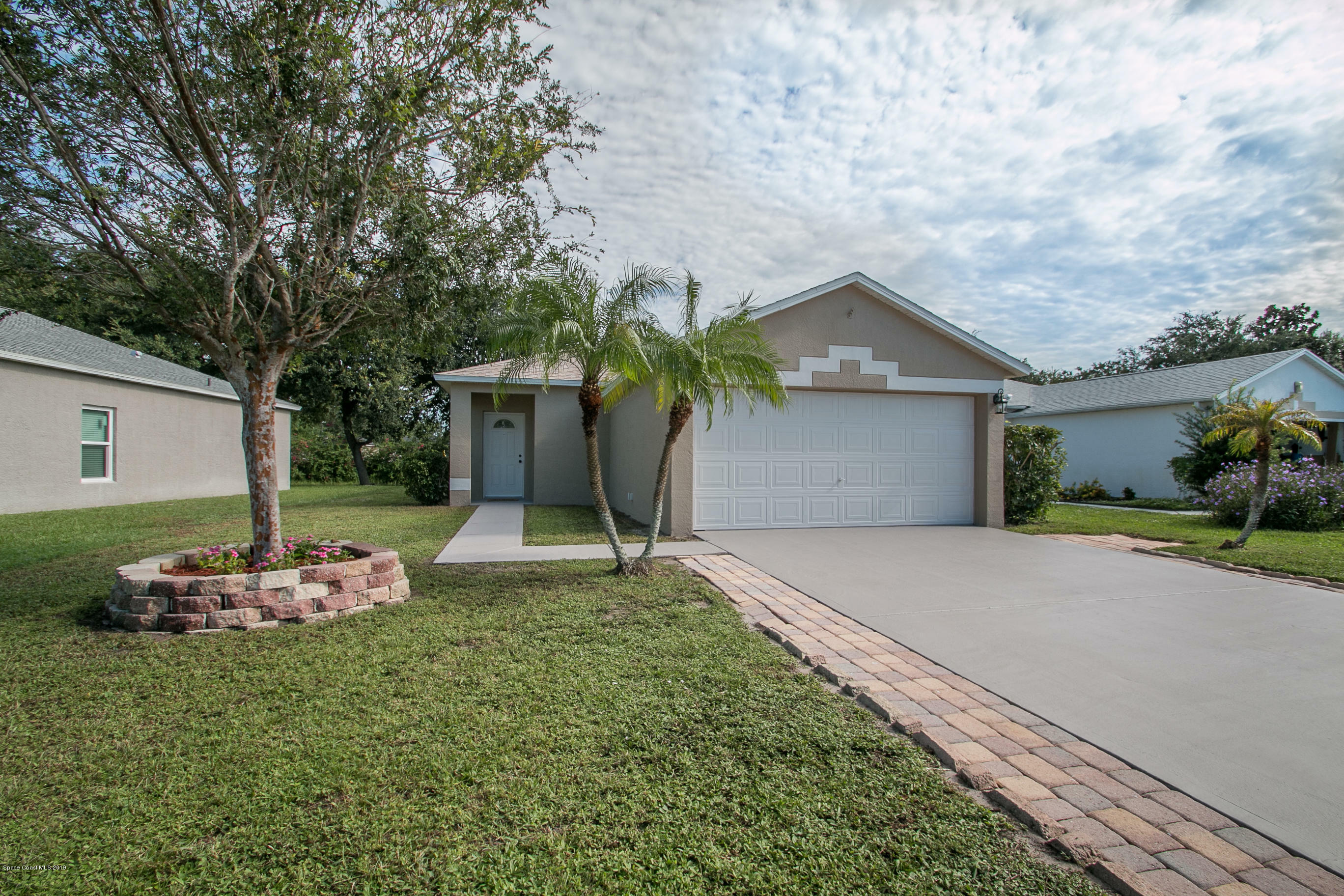 Property Photo:  2438 Misty Way Lane  FL 32935 