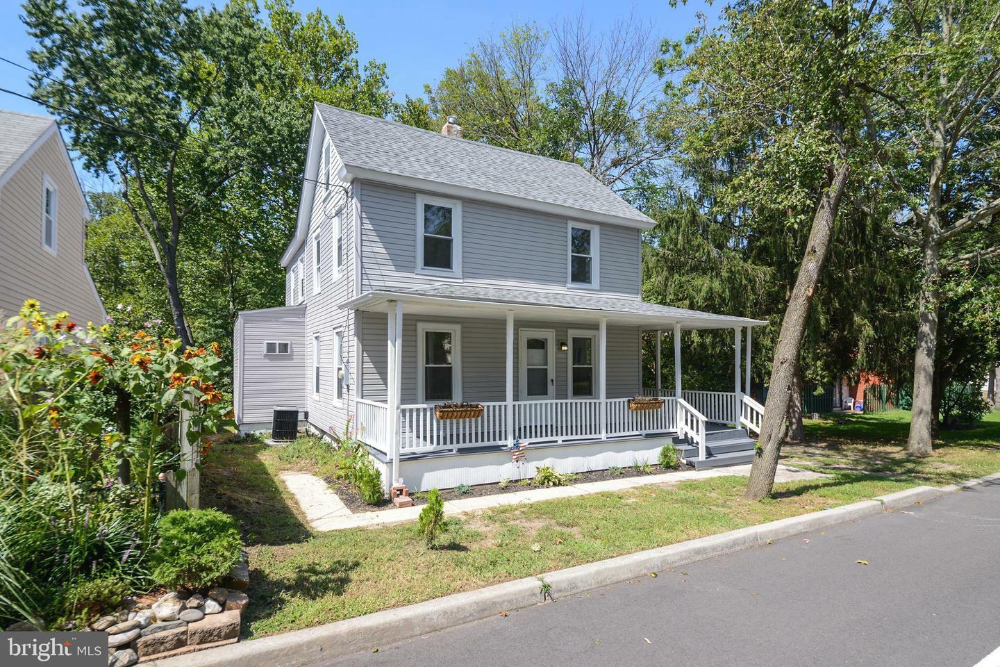 Property Photo:  14 Mill Street  NJ 08055 