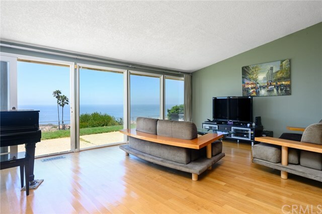 Property Photo: 30745 Rue Valois CA 90275