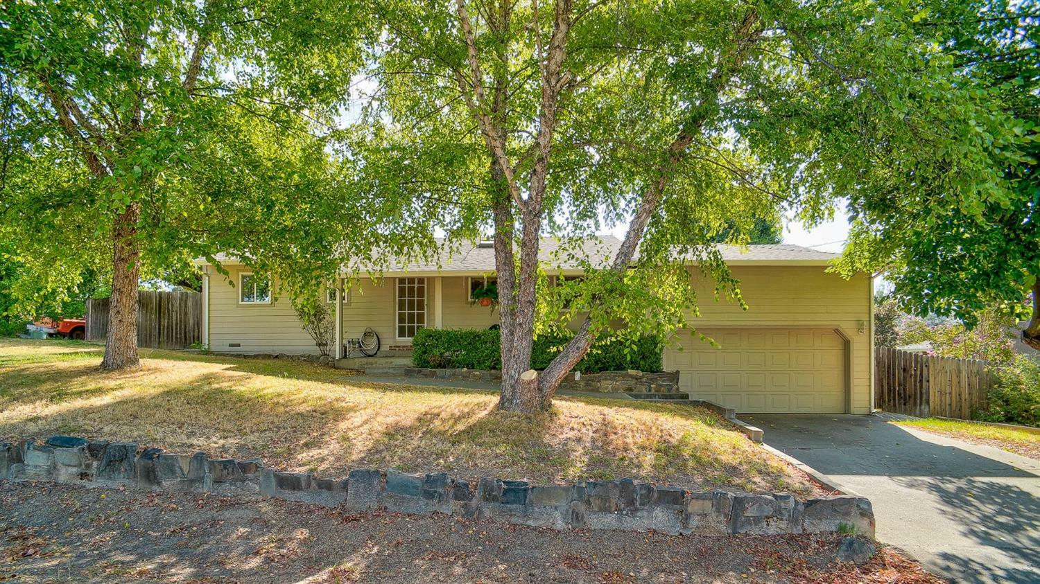 Property Photo:  4412 Crestridge Road  CA 95628 