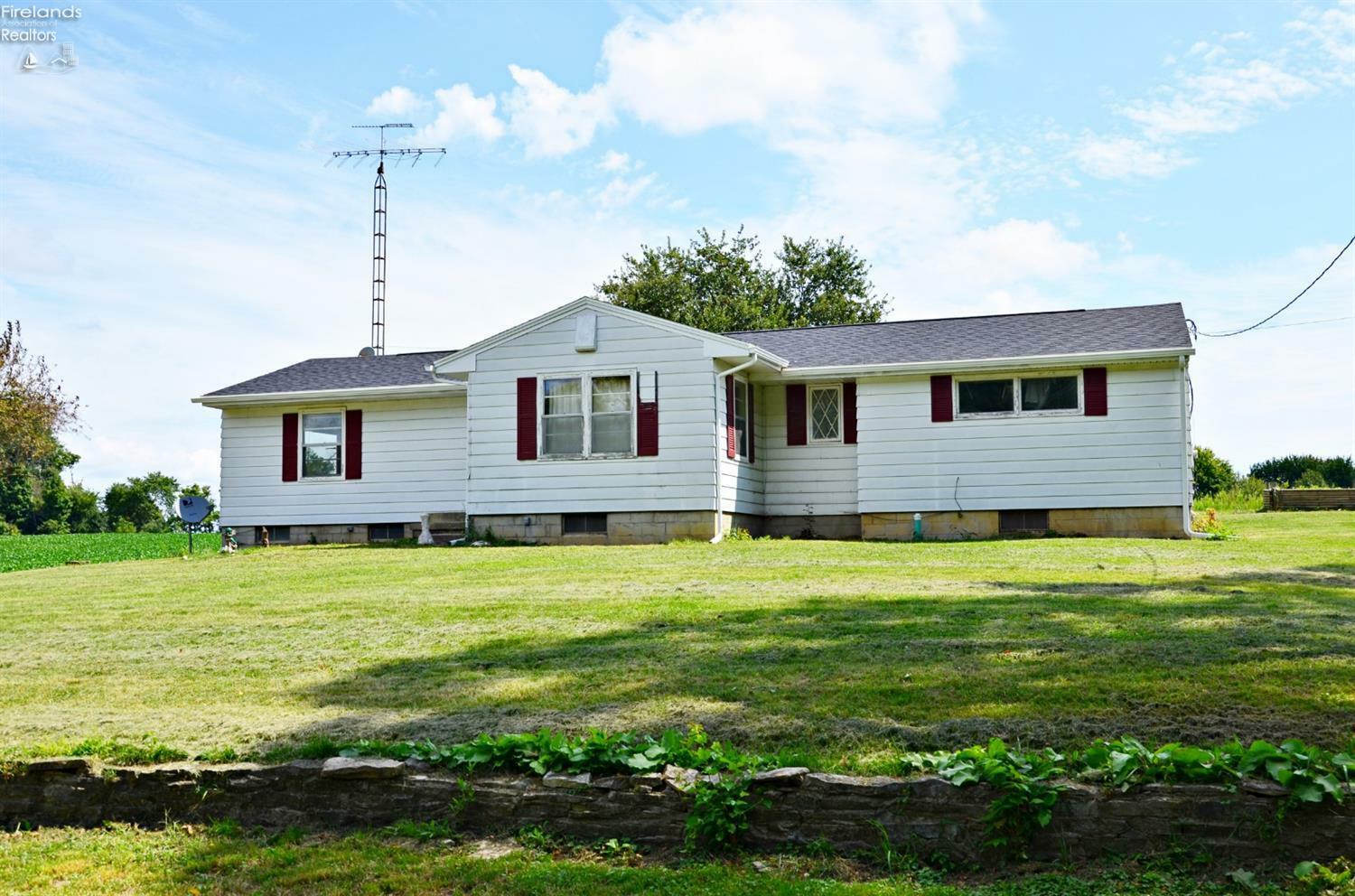 Property Photo:  8773 S County Road 47  OH 44844 