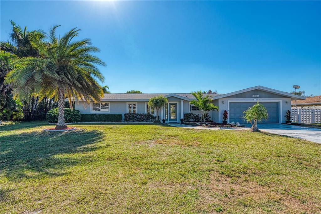 Property Photo:  1800 Stanford Lane  FL 34231 