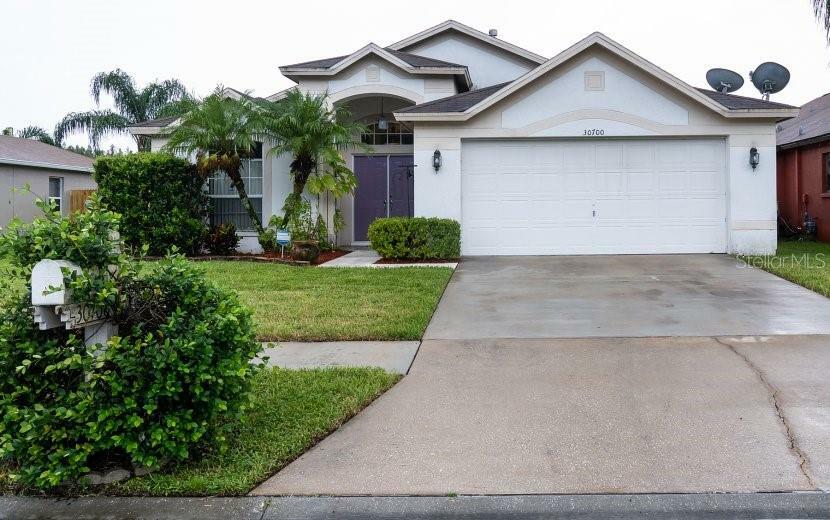 Property Photo:  30700 Tremont Drive  FL 33543 