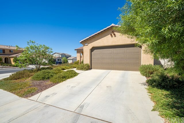 Property Photo:  1641 Milford Way  CA 92223 