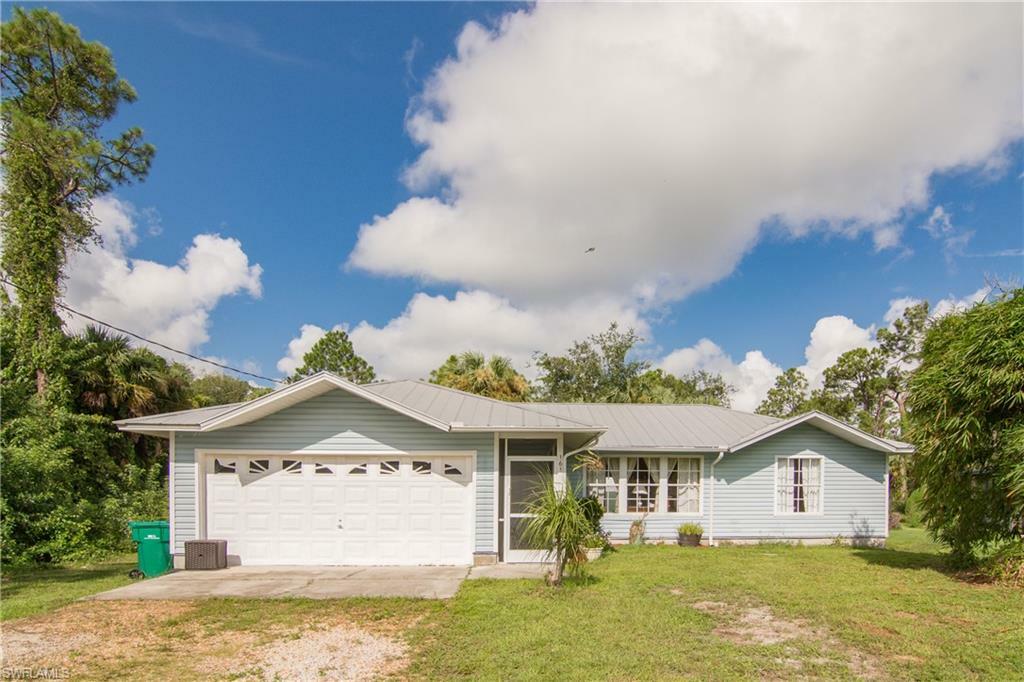 Property Photo:  161 13th St NW  FL 34120 