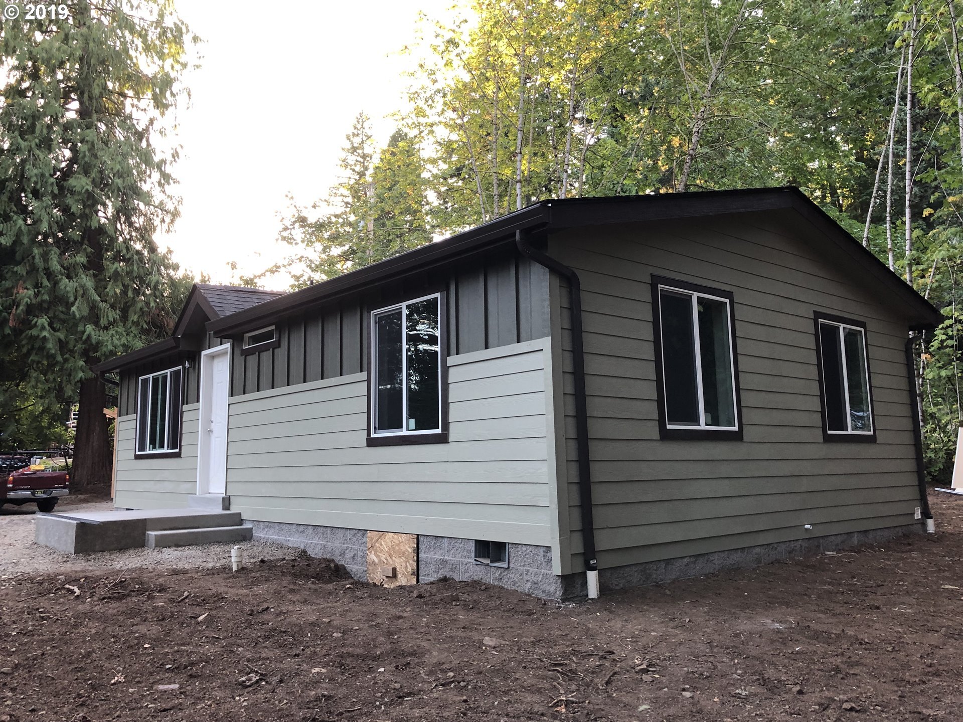 Property Photo: 88943 Ross Ln OR 97478