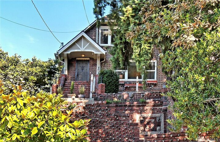 1622 29th Ave  Seattle WA 98122 photo