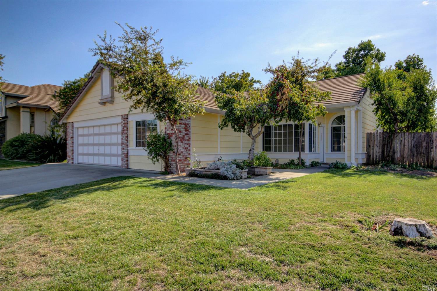 748 Notre Dame Drive  Vacaville CA 95687 photo