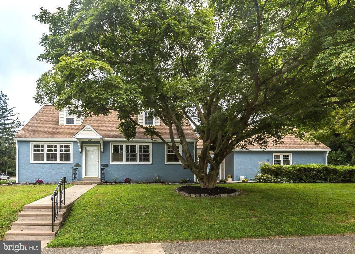 Property Photo:  55 N Norwinden Drive  PA 19064 