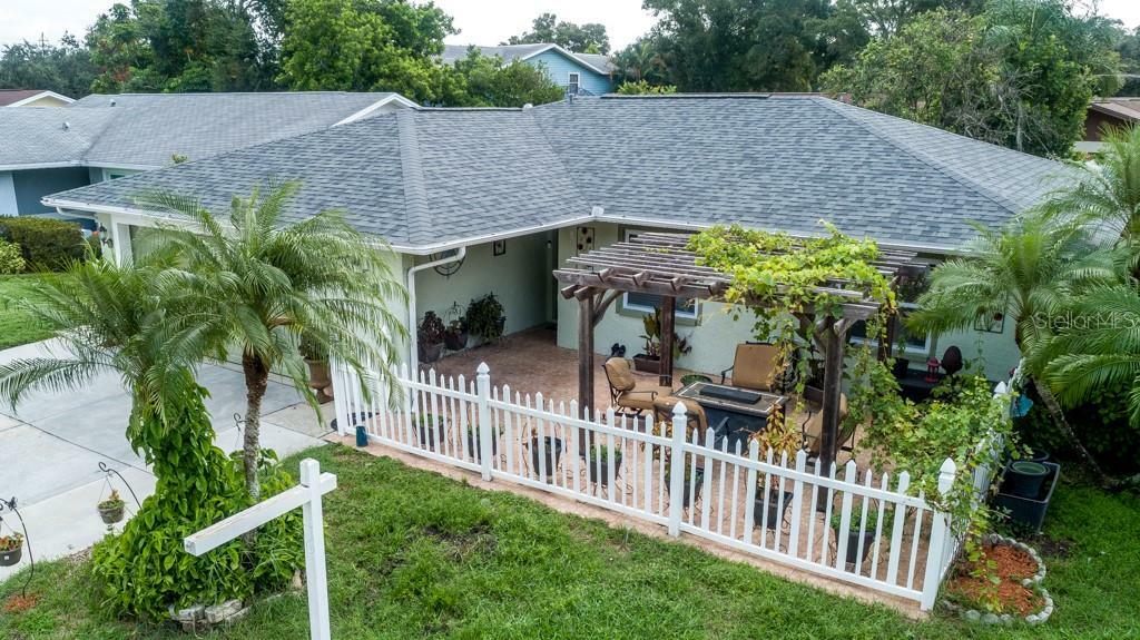 Property Photo:  6858 Circle Creek Drive N  FL 33781 