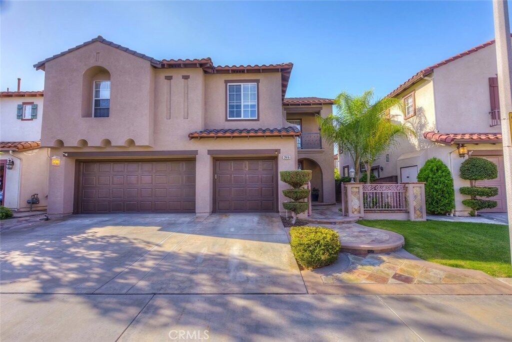 Property Photo: 2918 Sleeper Avenue CA 92782