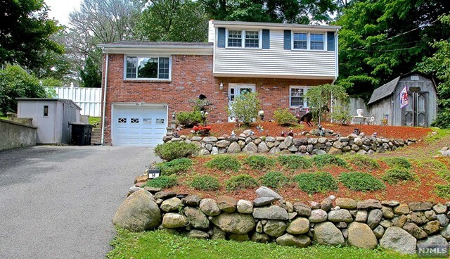 Property Photo:  14 Jeffrey Drive  NJ 07403 