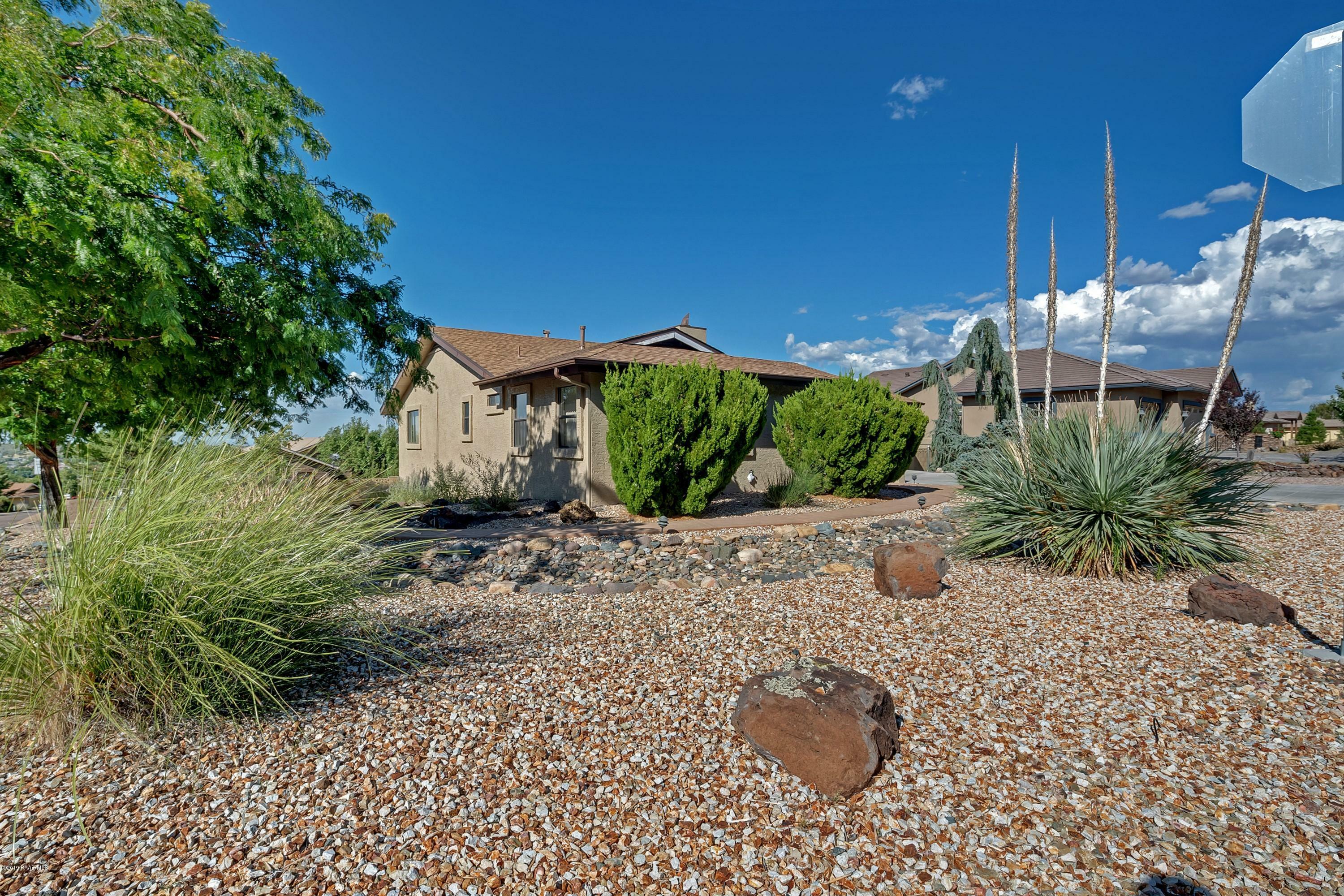 Property Photo:  650 N Lakeview Drive  AZ 86301 