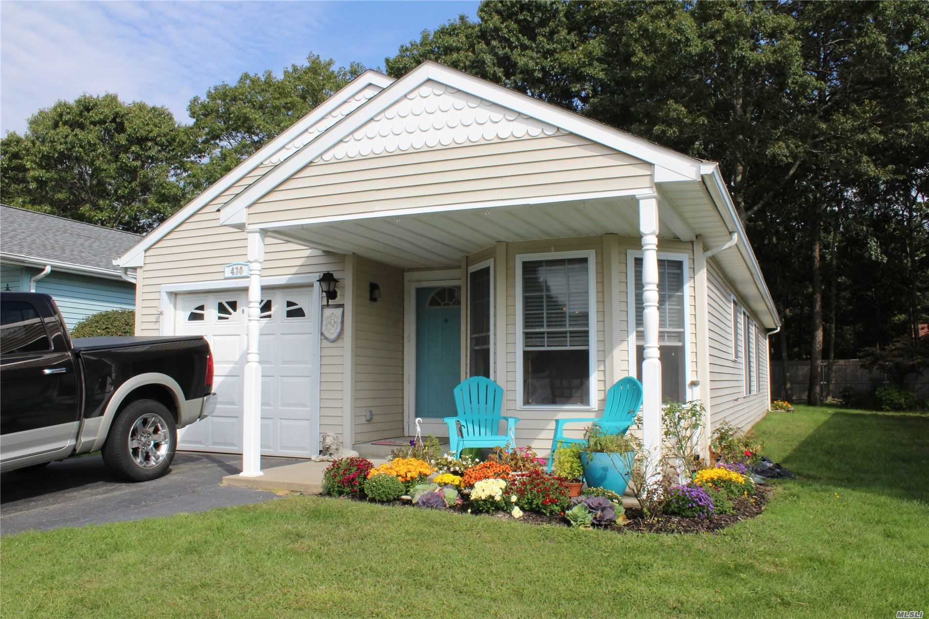 Property Photo: 430 Village Cir N 430 NY 11949
