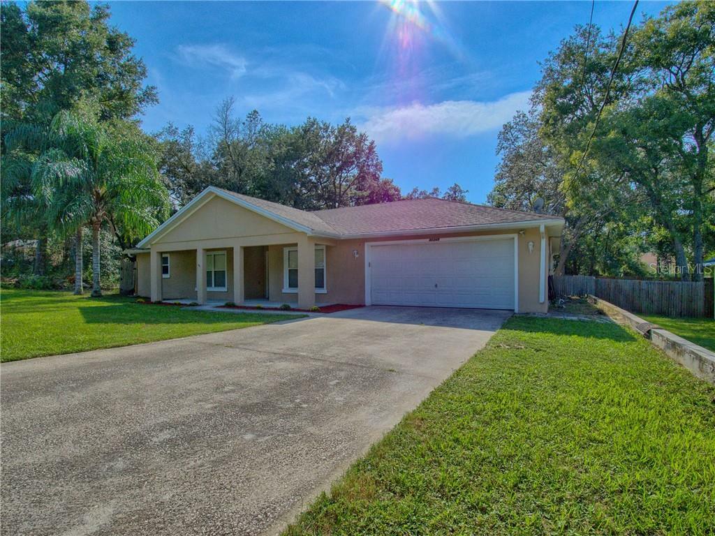 Property Photo:  40349 Dogwood Way  FL 32159 