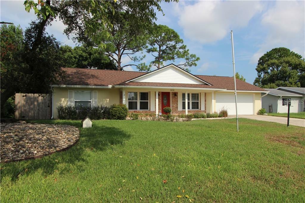 Property Photo:  1432 Landover Avenue  FL 32725 