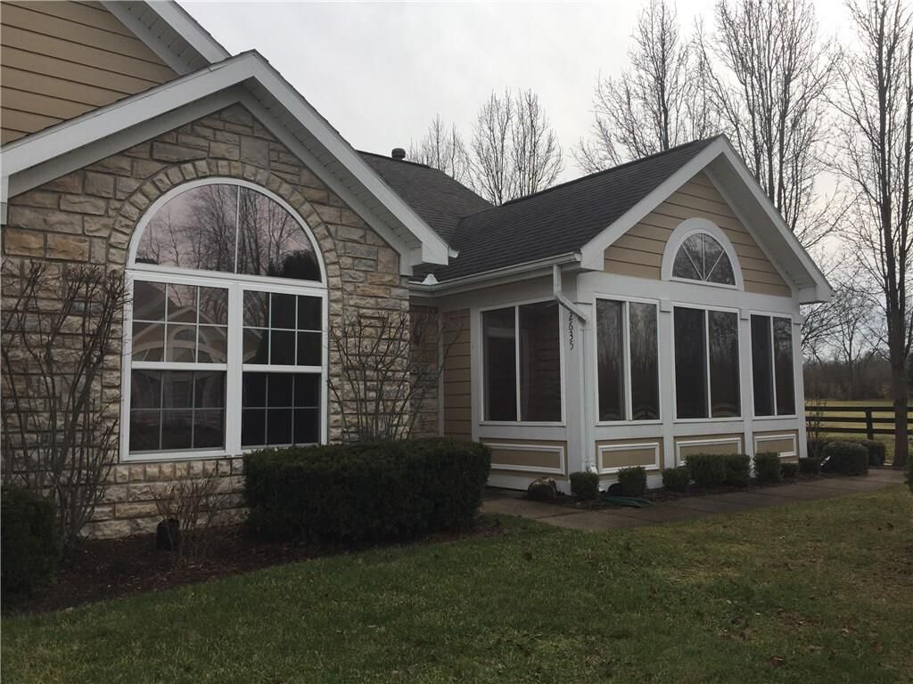 Property Photo: 2635 Prestwick Village Circle 2635 OH 45503