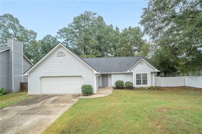 Property Photo:  6686 Gunstock Lane   30084 