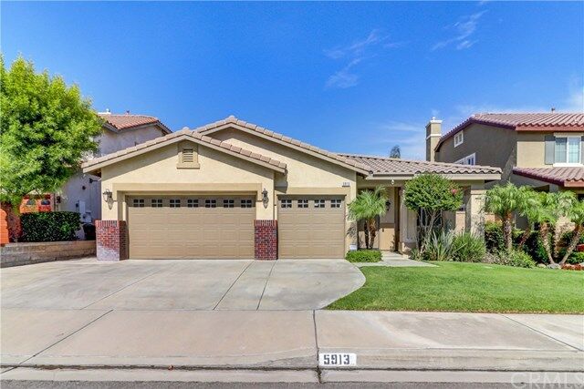 Property Photo: 5913 Seminole Way CA 92336