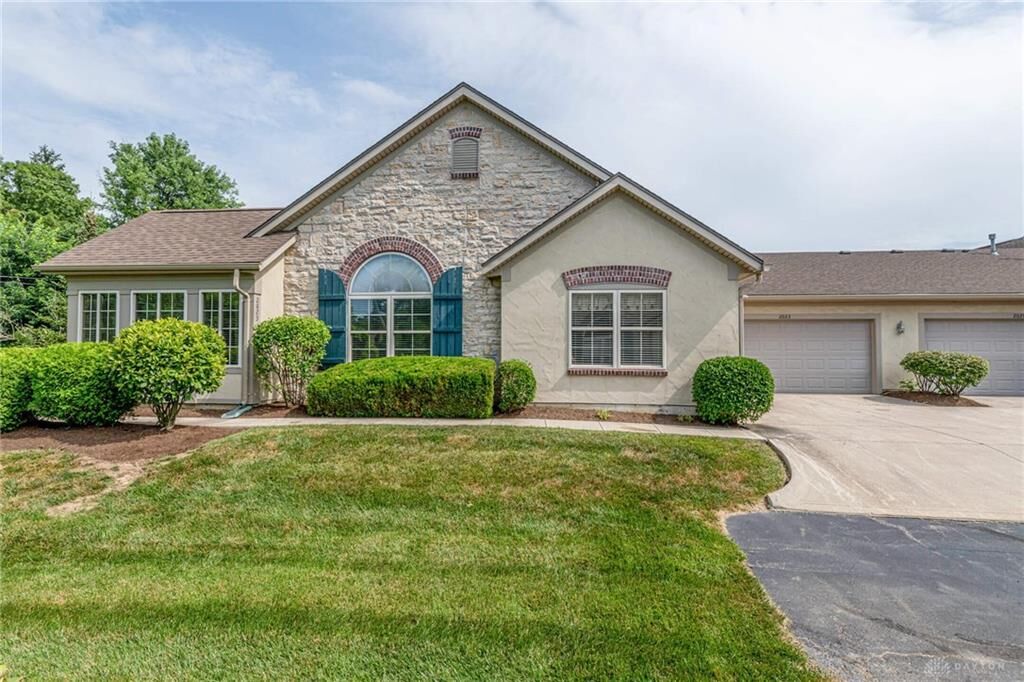 Property Photo: 2023 Wentworth Village Drive OH 45305
