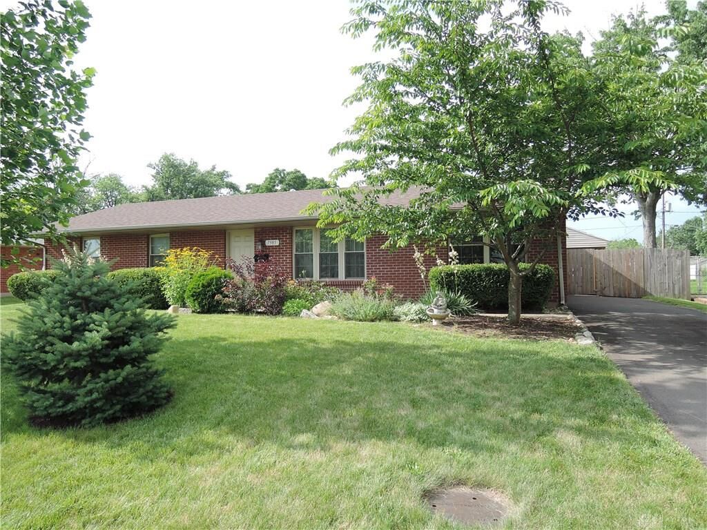 Property Photo: 7985 Washington Park Drive OH 45459