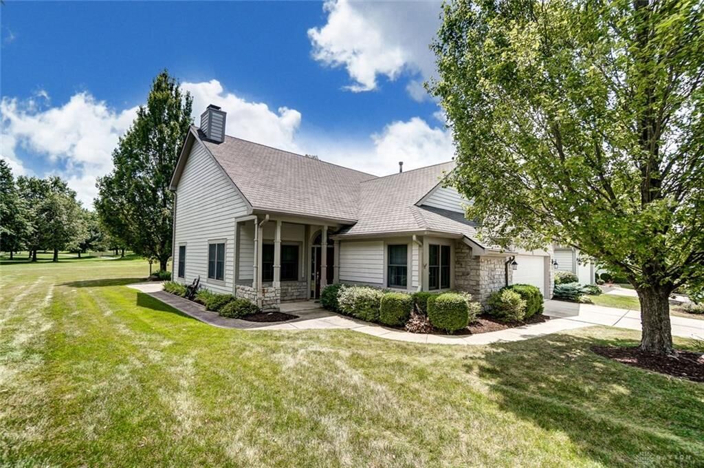 Property Photo: 9763 Winding Green Way OH 45458