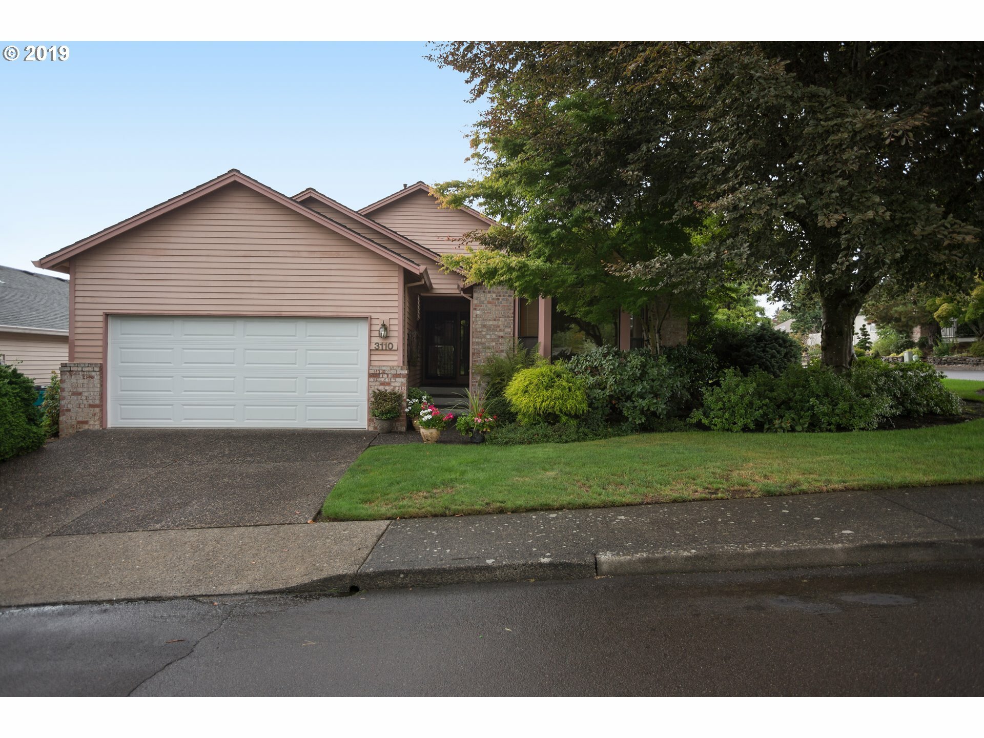 Property Photo:  3110 SE 155th Ave  WA 98683 