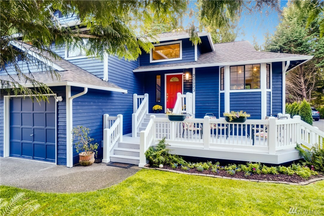 Property Photo: 20023 99th Ct NE WA 98011