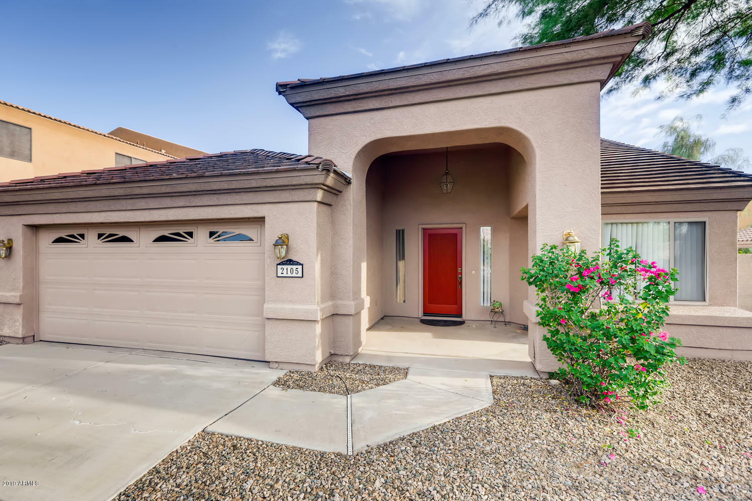 Property Photo:  2105 E Sharon Drive  AZ 85022 