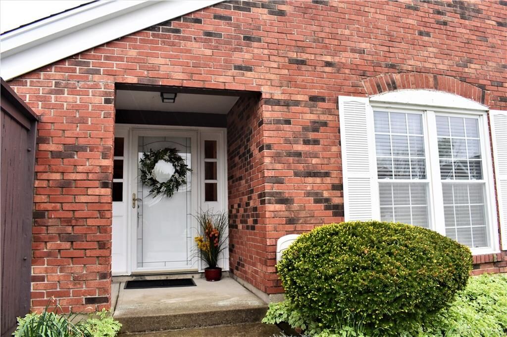 Property Photo: 2305 Regency Court OH 45324