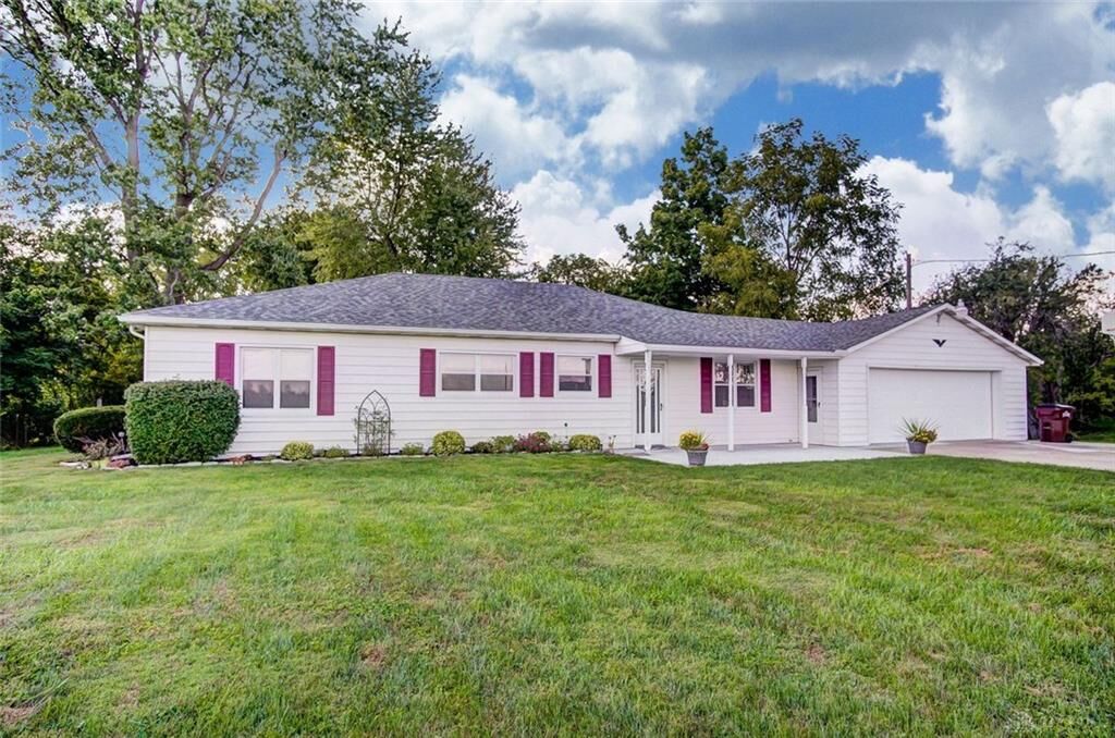 Property Photo: 10200 N Reece Road OH 45356