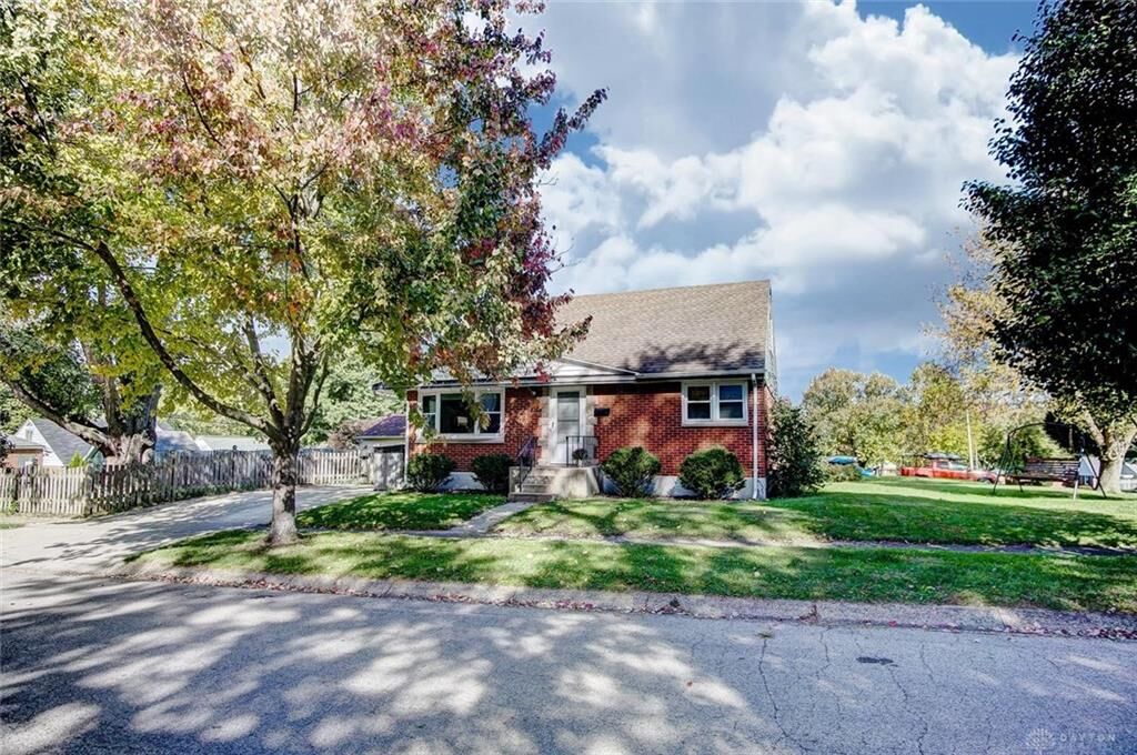 Property Photo:  815 Orchard Drive  OH 45419 