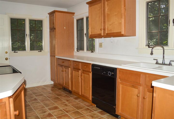 Property Photo: 15 Crescent Street NH 03431