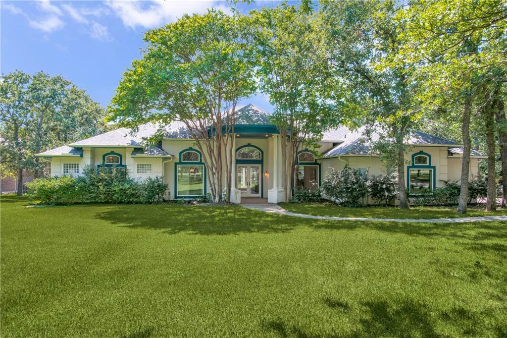 Property Photo: 825 Carrie Lane TX 75068