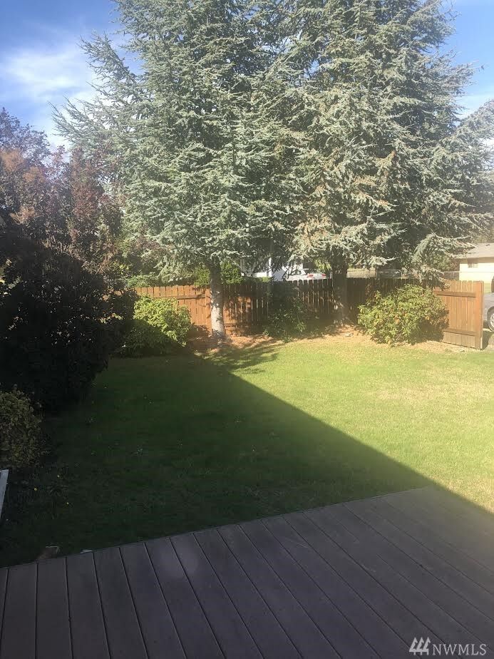 Property Photo:  2732 Yew St  WA 98226 