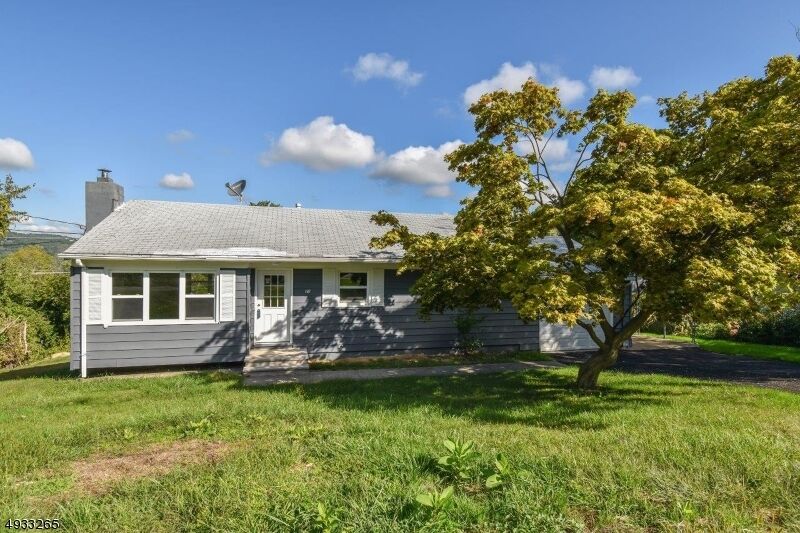 Property Photo:  21 Nimbus Dr  NJ 07462 