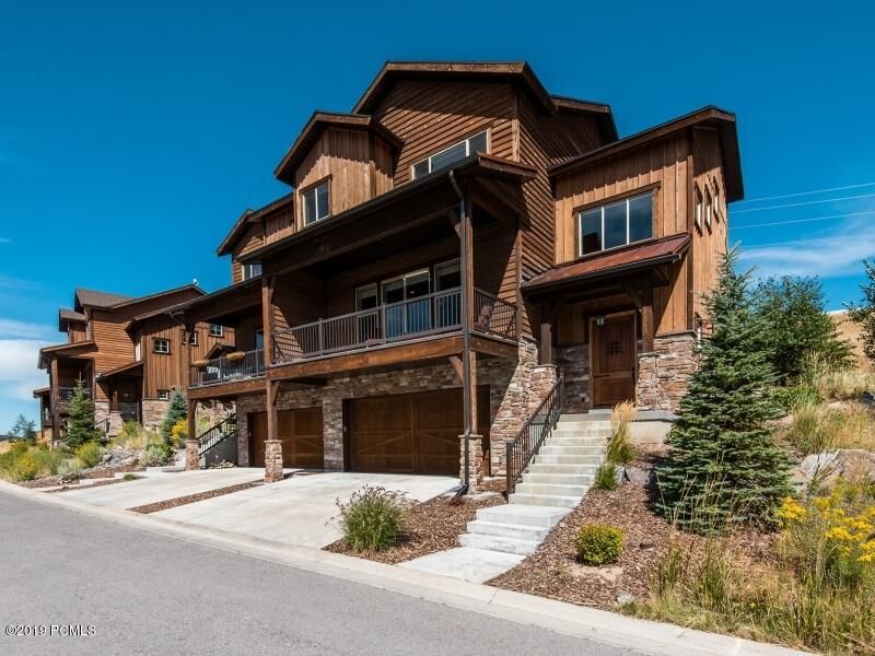 Property Photo: 10352 N Sightline Circle UT 84036