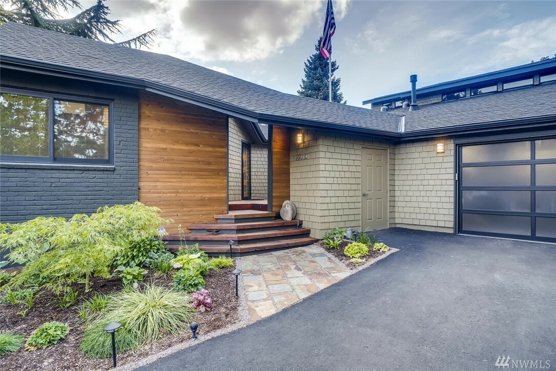 Property Photo:  22030 Brier Rd  WA 98036 