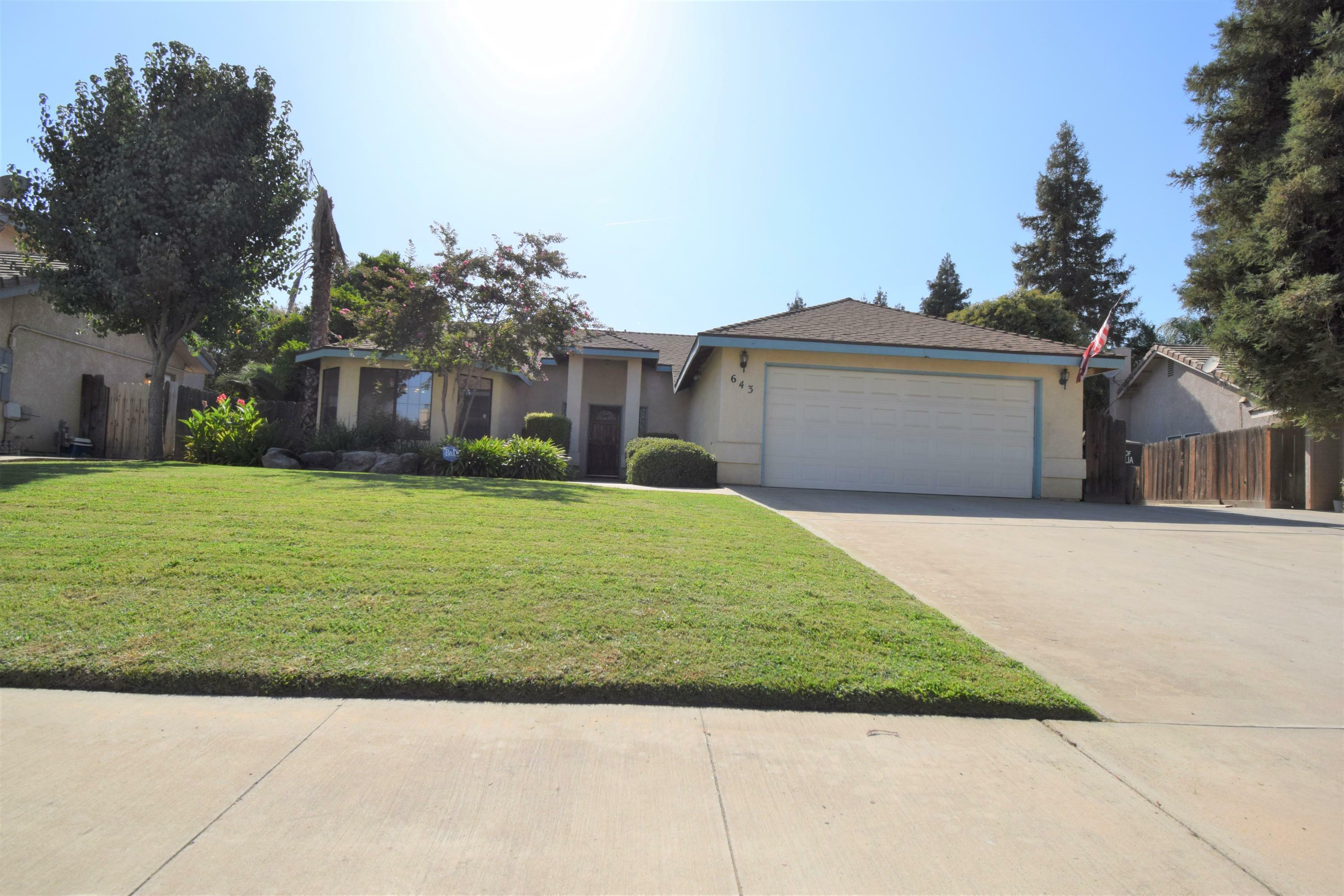 643 N Simon Street  Visalia CA 93292 photo