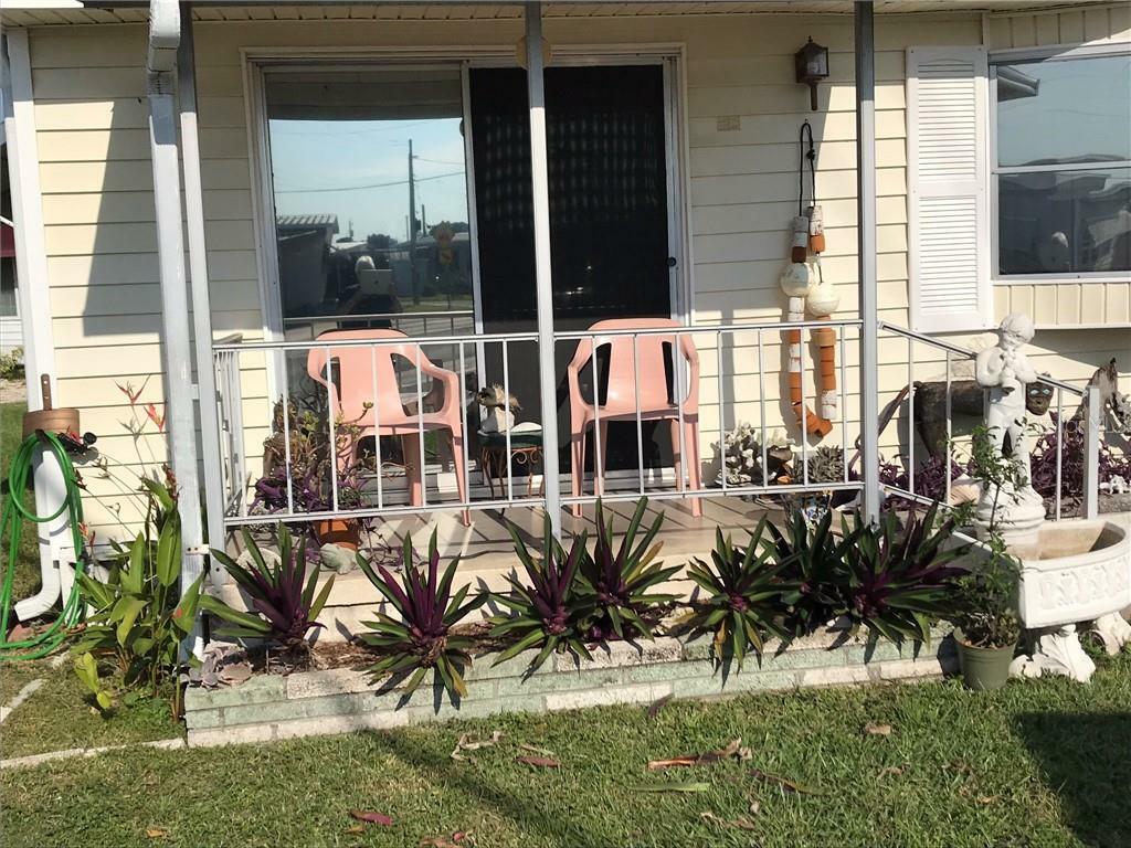 Property Photo:  6626 Washington Street  FL 34207 