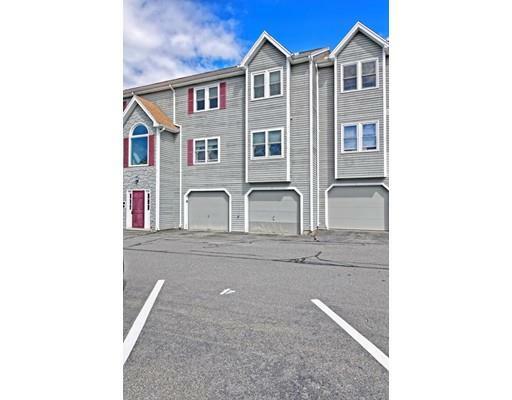 Property Photo: 94 Tennis Plaza Rd. 4 MA 01826