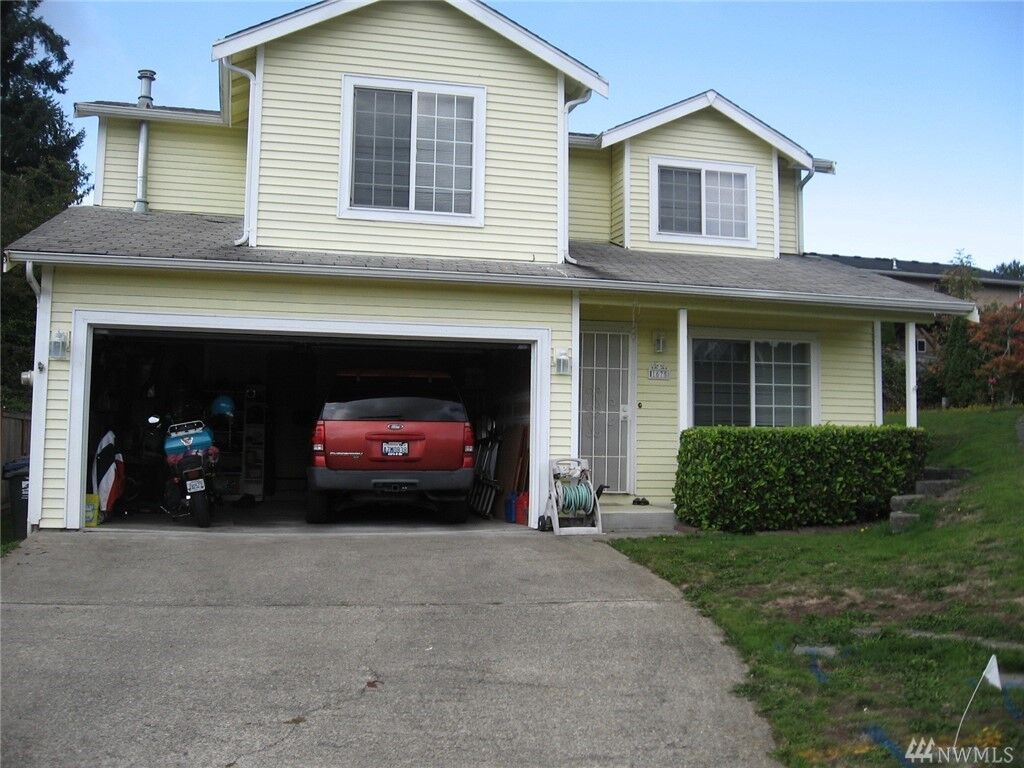 Property Photo: 1675 S 58th St Ct WA 98408