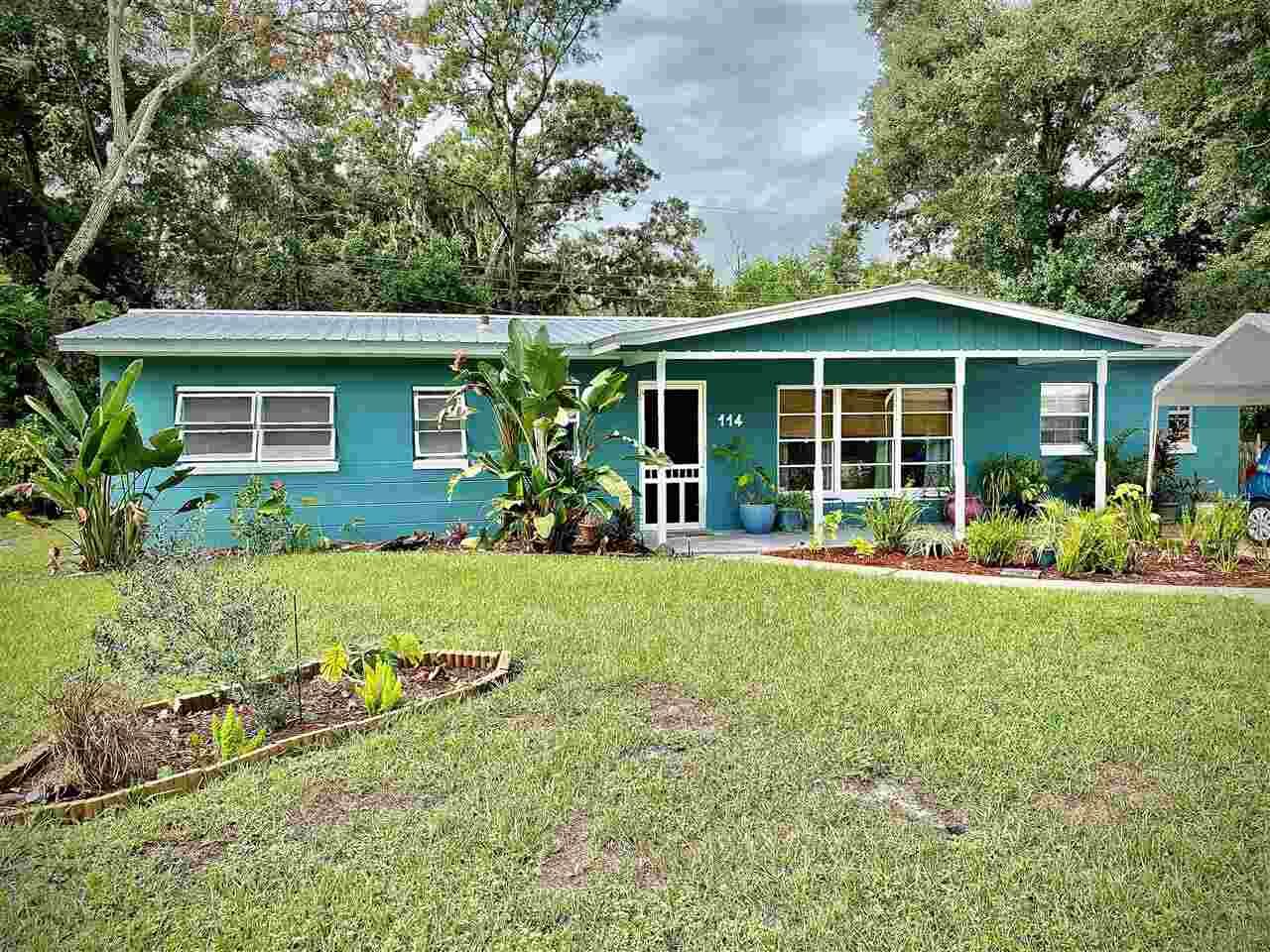 Property Photo:  114 Crestwood Ave  FL 32177 