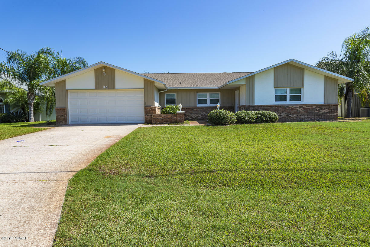 Property Photo:  30 N Claridge Court  FL 32137 