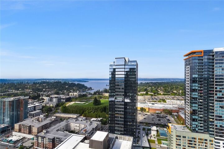 500  106th Avenue NE 3615  Bellevue WA 98004 photo