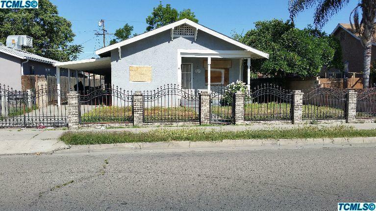 Property Photo:  231 NE 3rd Avenue  CA 93291 