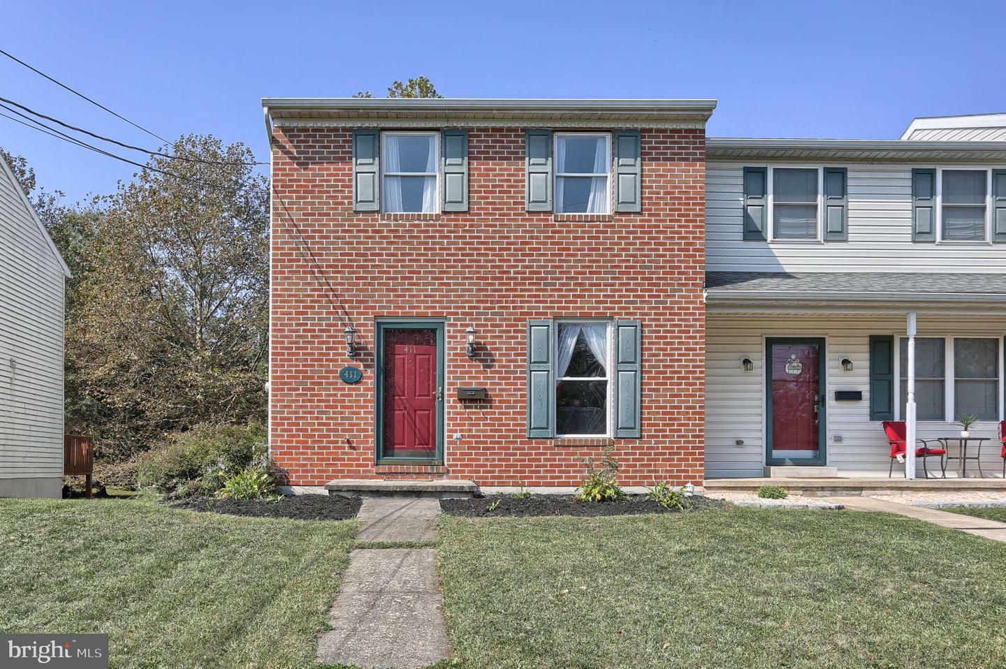 Property Photo: 411 S Union Street PA 17057