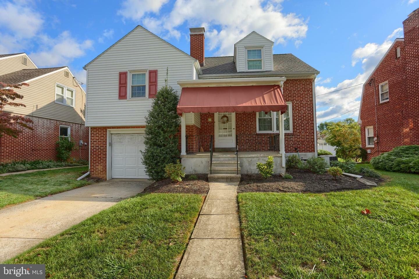 Property Photo:  411 Lawrence Avenue  PA 19609 