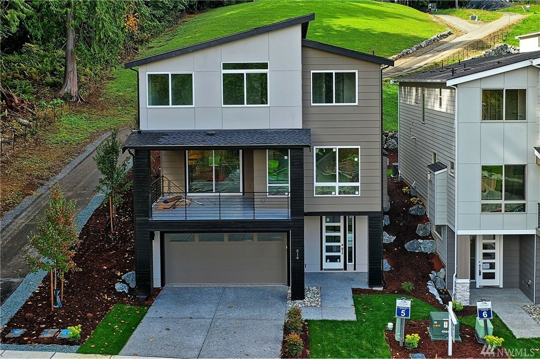 Property Photo:  516 103rd Dr SE  WA 98258 